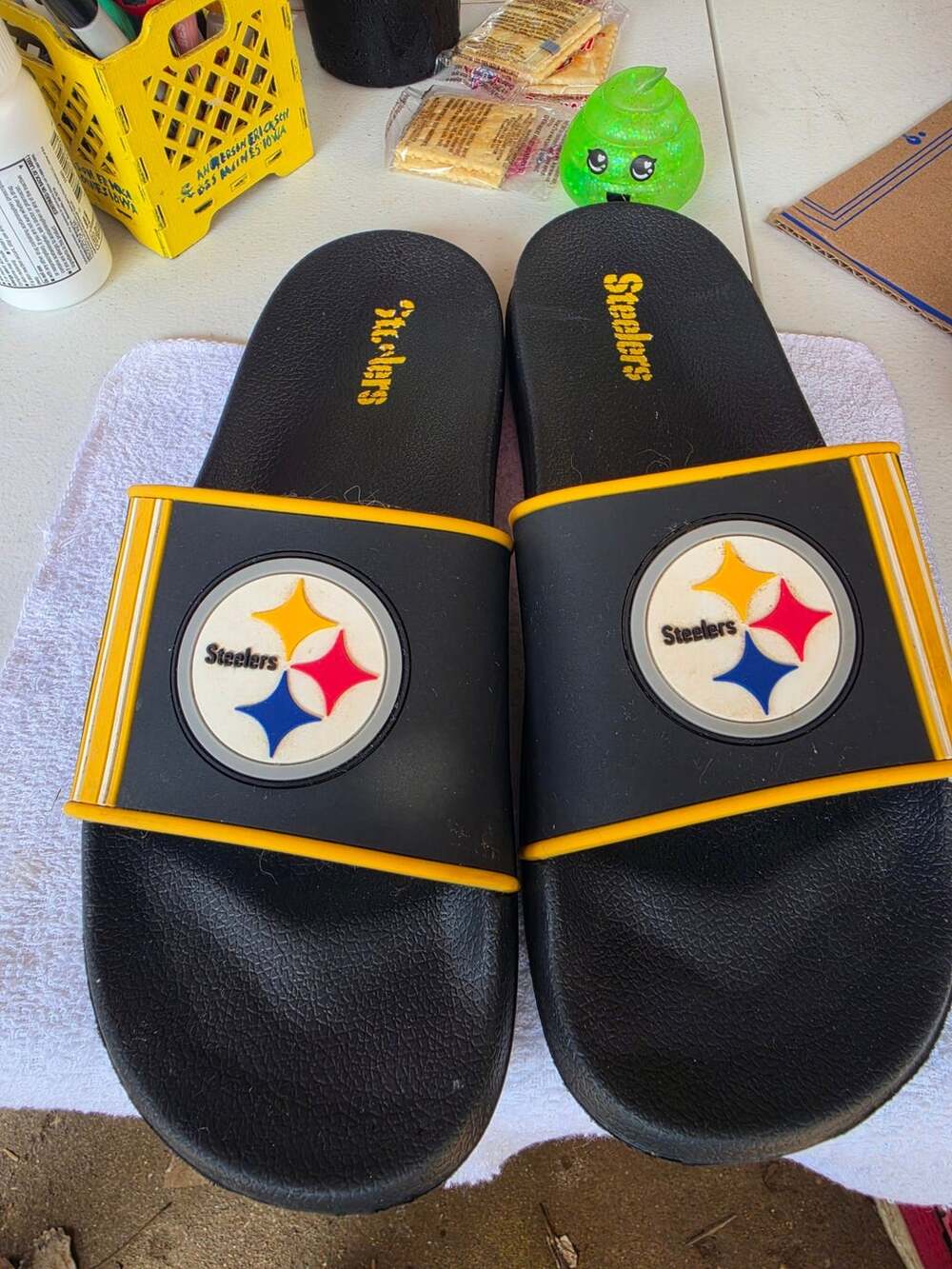 Pittsburgh Steelers Slide Sandals Size M 9-10 Black Yellow NFL